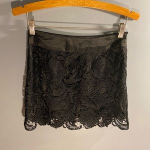 Lace skirt